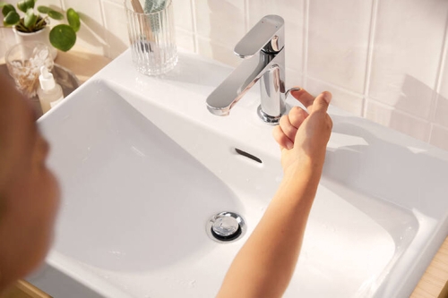 Смеситель для раковины Hansgrohe Rebris S 100 со сливным гарнитуром хром 72517000 фото 4