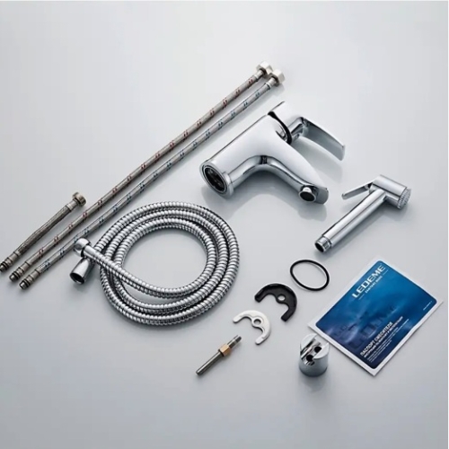 Смеситель для раковины с гигиенической лейкой Ledeme L1264 хром фото 5