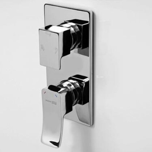 Встроенный смеситель для ванны на 3 положения Wasserkraft A171668 (душевой комплект) хром фото 2