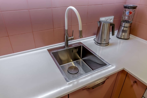 Кухонная мойка OMOIKIRI Akisame 41 1.2 мм нерж сталь (3 цвета) фото 2