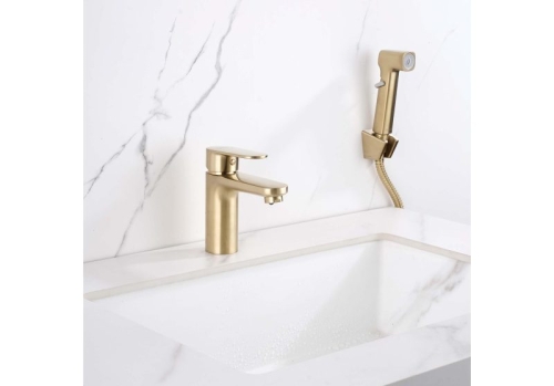 Смеситель для раковины с гигиеническим душем Aquatek Ника AQ1812BG, золото шлифованное фото 4