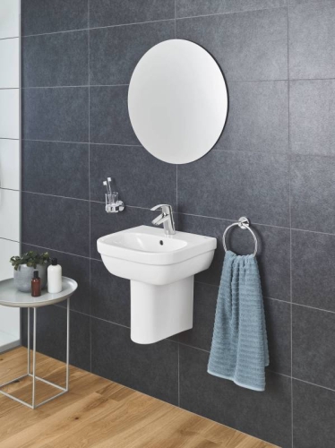Мини-раковина GROHE Euro Ceramic 45 см, альпин-белый (39324000) фото 3