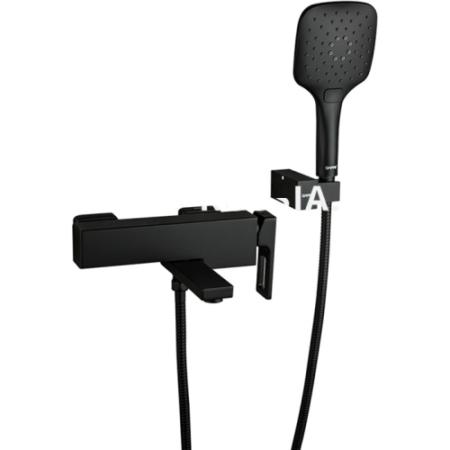 Смеситель для ванны Gappo G17 G3217-6 черный (с лейкой и шлангом)