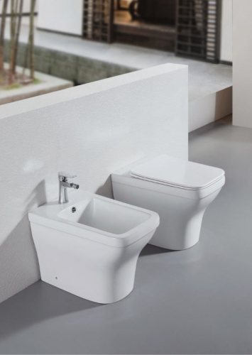 Унитаз приставной Aquatek Амадео AQ1964-00 безободковый тонкое сиденье с доводчиком фото 4